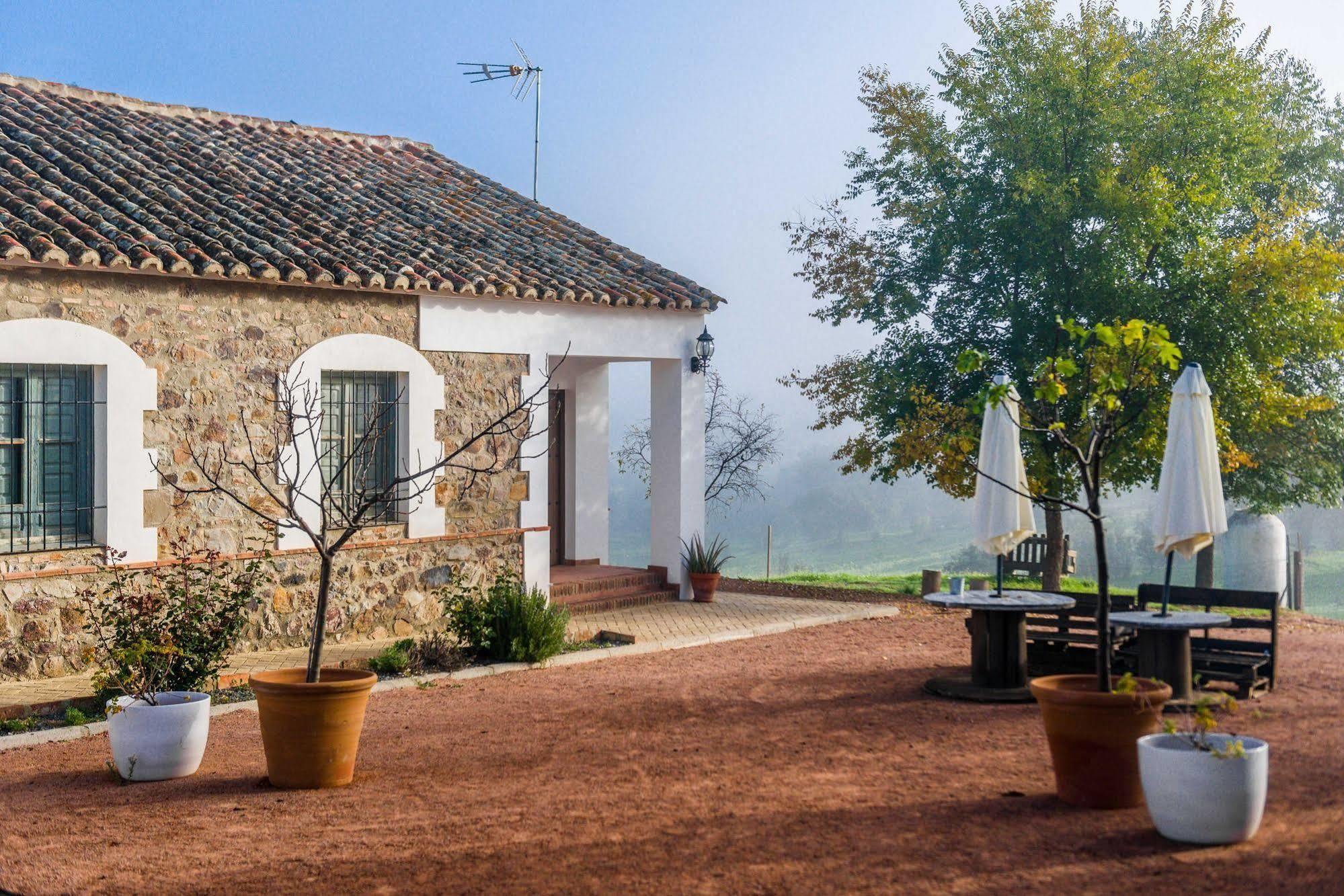 Balneario Aguas Villaharta Luaran gambar