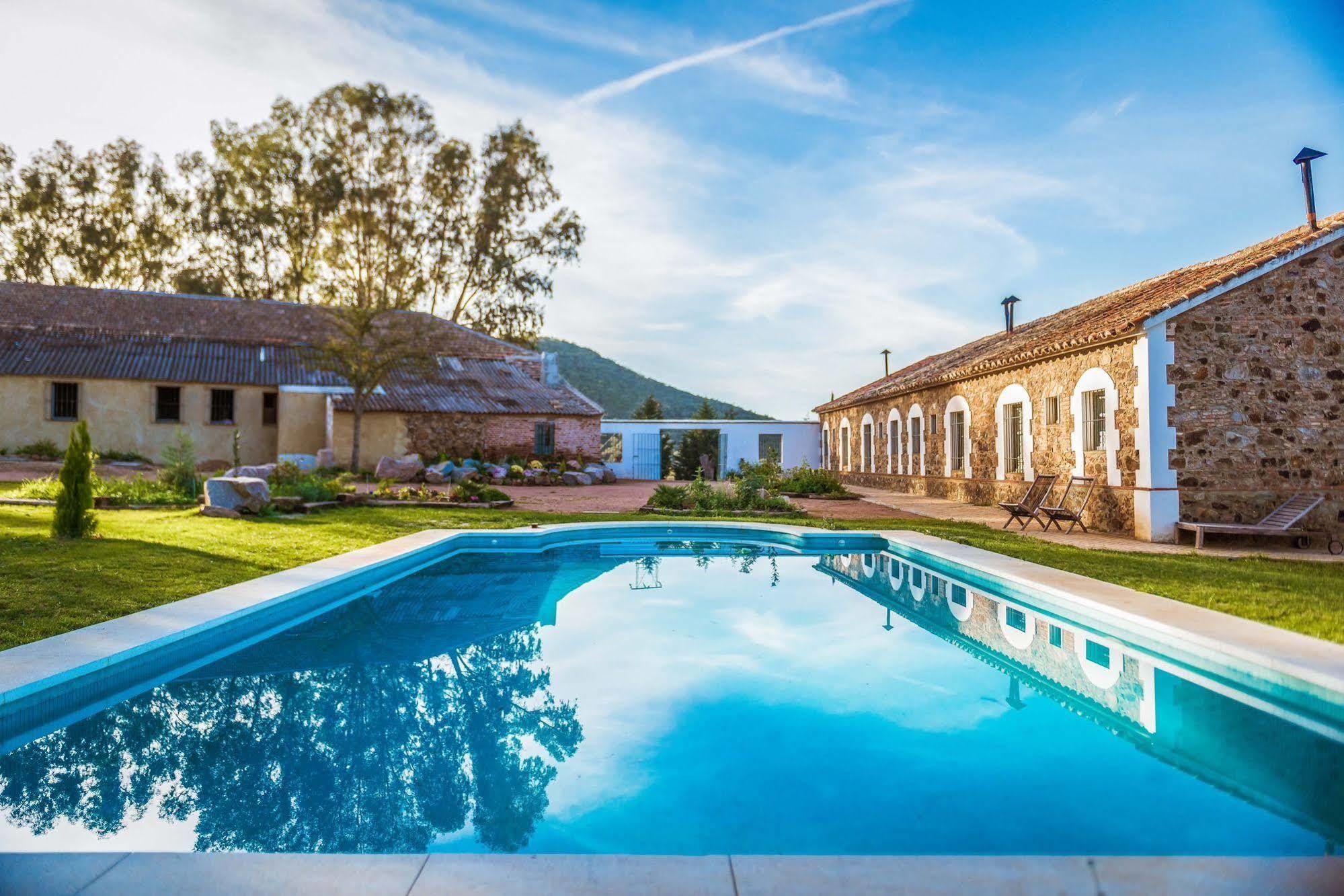 Balneario Aguas Villaharta Luaran gambar